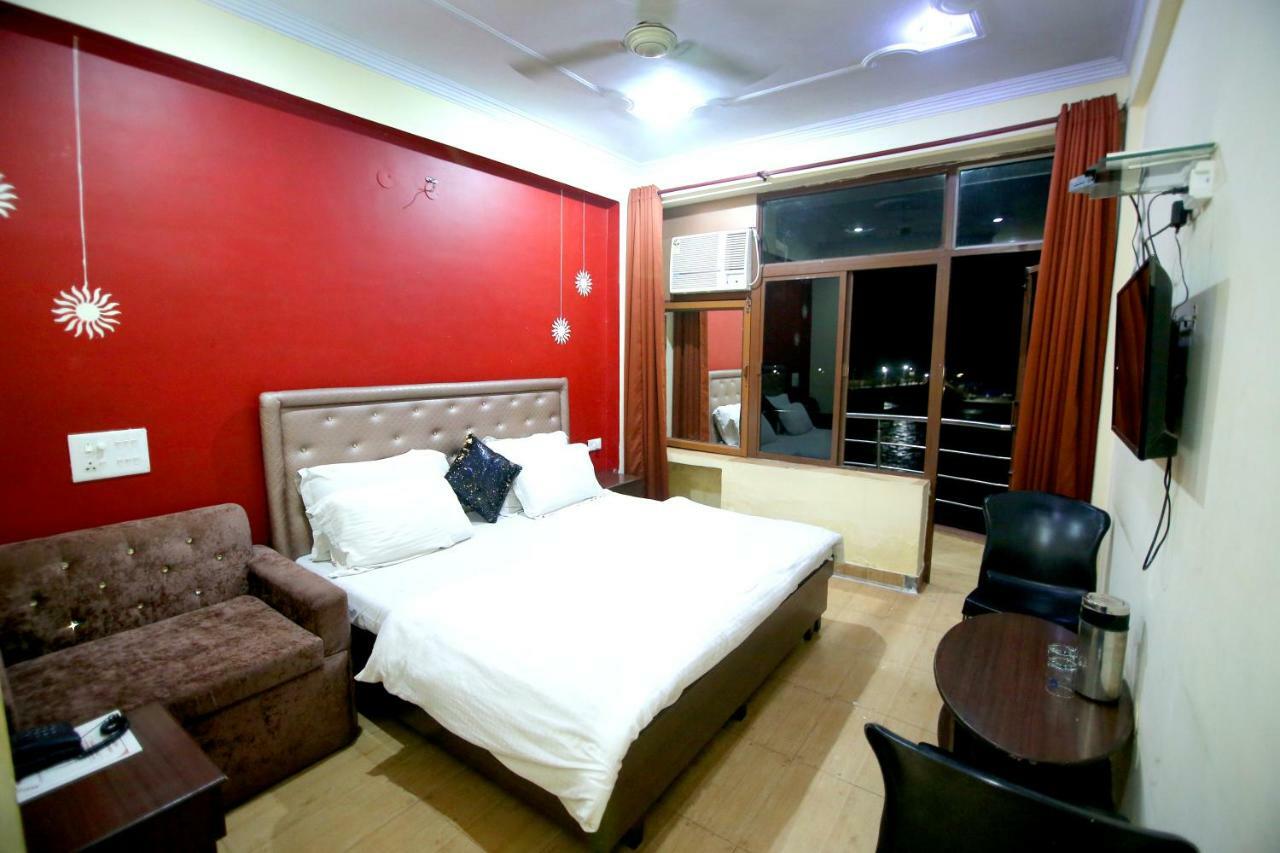 Hotel New Aditya Haridwār Eksteriør billede