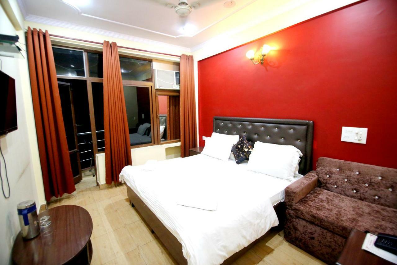 Hotel New Aditya Haridwār Eksteriør billede