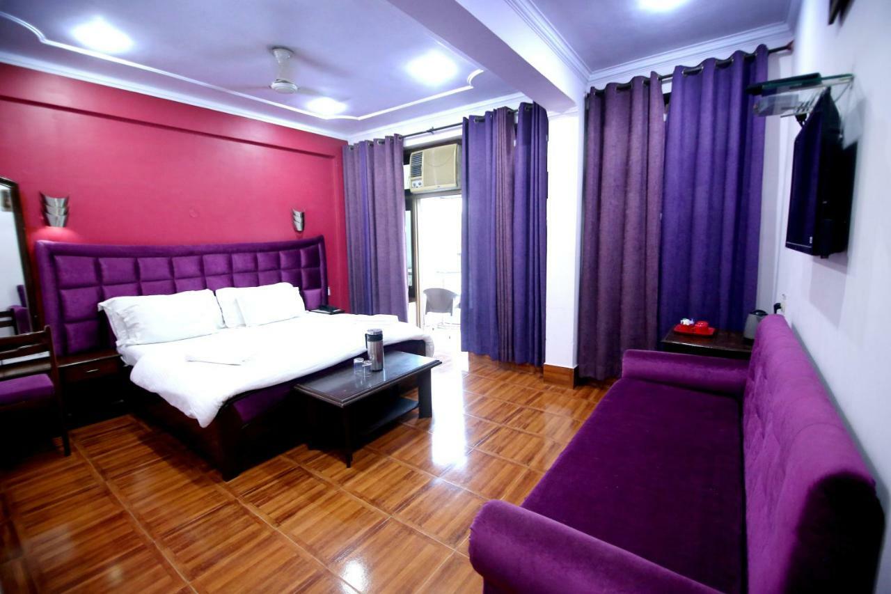 Hotel New Aditya Haridwār Eksteriør billede